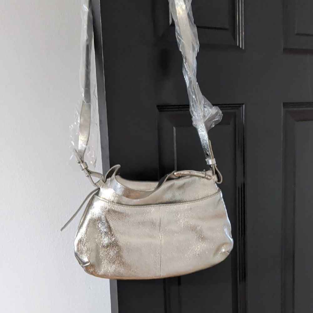 Vince Camuto Elegant Silver Women's Shoulder Bag